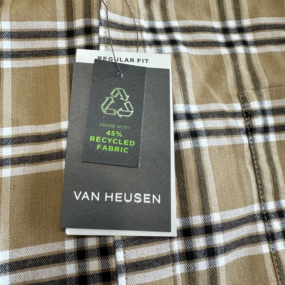 Van Huesen Men’s Tan Weekend Twill Classic Plaid Button Down NWT Size La… - Picture 7 of 10
